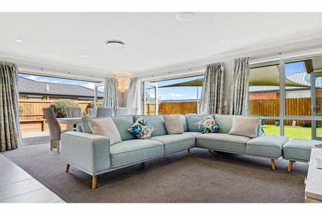 Photo of property in 77 Beaumont Drive, Rolleston, 7614