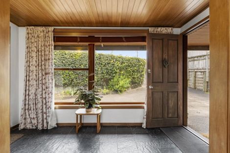 Photo of property in 51 Kingswood Road, Brookfield, Tauranga, 3110