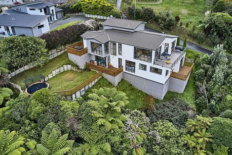 Photo of property in 15 Swain Grove, Riverstone Terraces, Upper Hutt, 5018