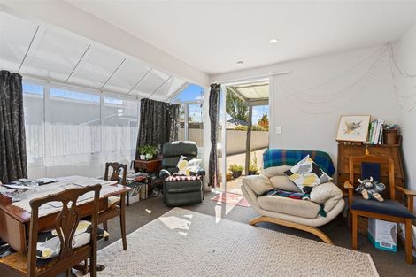 Photo of property in 8 Woodgrove Avenue, North New Brighton, Christchurch, 8083