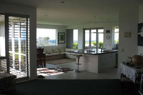 Photo of property in 82 Red Road, Te Arai, Wellsford, 0975