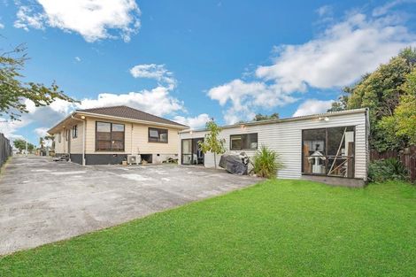 Photo of property in 53 Burundi Avenue, Clendon Park, Auckland, 2103