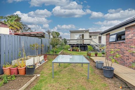 Photo of property in 52 Hobart Crescent, Wattle Downs, Auckland, 2103