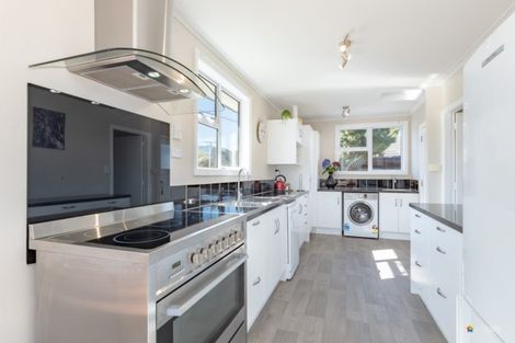 Photo of property in 2a Mcbain Grove, Avalon, Lower Hutt, 5011