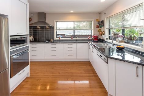 Photo of property in 35a Baird Street, Howick, Auckland, 2014