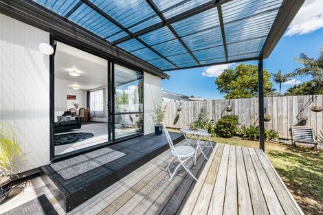 Photo of property in 42a Premier Avenue, Point Chevalier, Auckland, 1022