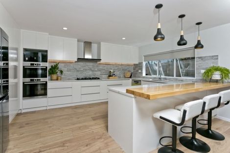 Photo of property in 29a Normanton Street, Glenfield, Auckland, 0629