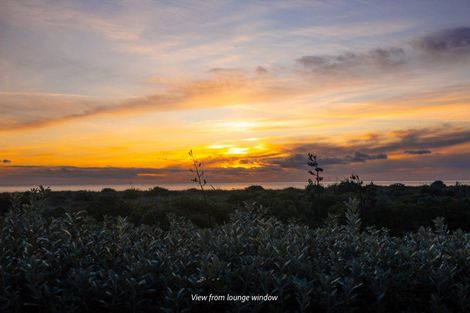 Photo of property in 47 Kapiti Lane, Otaki Beach, Otaki, 5512
