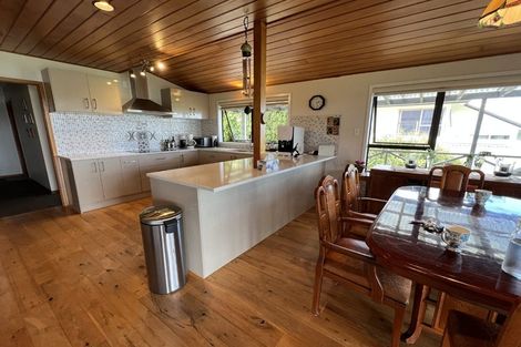 Photo of property in 17 Constable Lane, West Harbour, Auckland, 0618