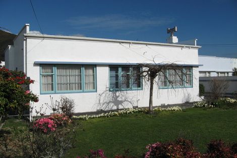 Photo of property in 88 Waiwhetu Road, Waterloo, Lower Hutt, 5011