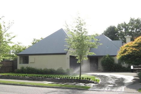 Photo of property in 23 Glenharrow Avenue, Avonhead, Christchurch, 8042