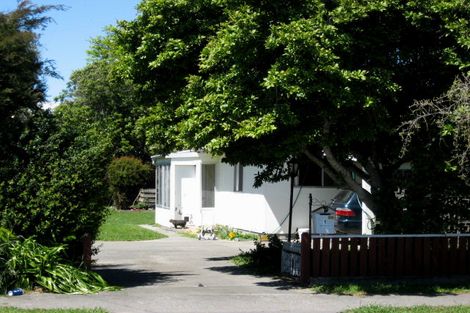 Photo of property in 1 Holdaway Street, Riversdale, Blenheim, 7201