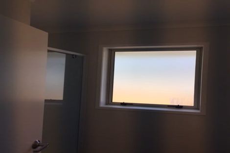 Photo of property in 11a Rishworth Avenue, Stanmore Bay, Whangaparaoa, 0932