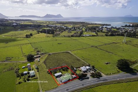 Photo of property in 2725 State Highway 1, Ruakaka, Whangarei, 0171