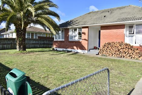 Photo of property in 10 Temuera Street, Otaki, 5512