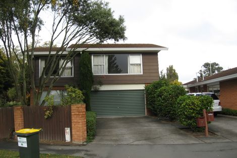 Photo of property in 11 Lodge Place, Ilam, Christchurch, 8041