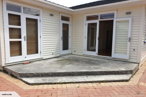 Photo of property in 333 The Parade, Island Bay, Wellington, 6023