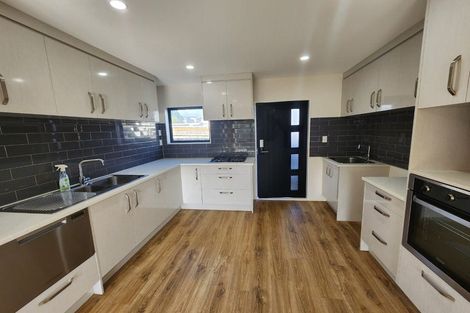 Photo of property in 51 Astley Avenue, New Lynn, Auckland, 0600