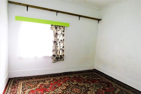 Photo of property in 31 Brougham Street, Westport, 7825