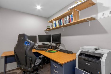 Photo of property in 9 Marymere Place, Hei Hei, Christchurch, 8042