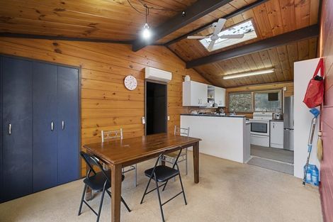 Photo of property in 25 Park Avenue, Waikanae, 5036