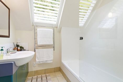 Photo of property in 6a Chastudon Place, Tawa, Wellington, 5028