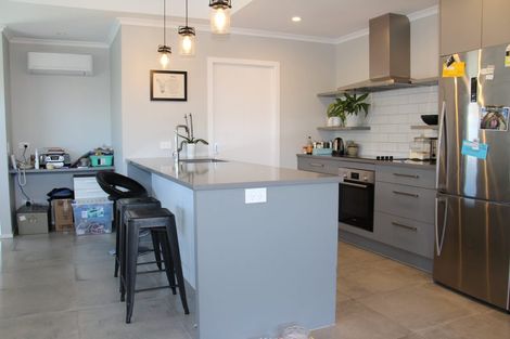 Photo of property in 9 Kotiate Street, Papamoa Beach, Papamoa, 3118