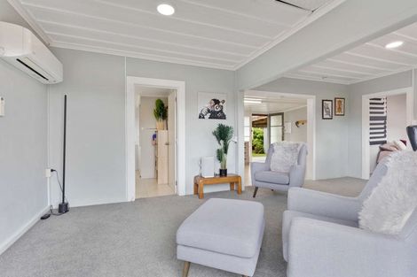 Photo of property in 6 Holden Avenue, Holdens Bay, Rotorua, 3010