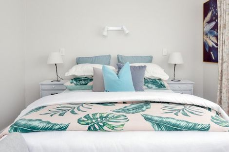 Photo of property in 1/21 Rawhiti Road, Manly, Whangaparaoa, 0930