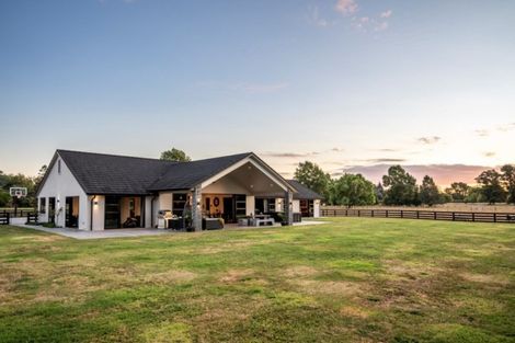 Photo of property in 98 Tamahere Drive, Tamahere, Hamilton, 3283