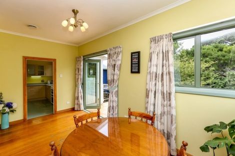 Photo of property in 17 Maratahu Street, Westown, New Plymouth, 4310