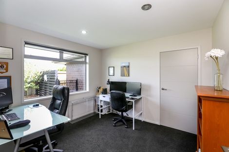 Photo of property in 96b Wills Road, Bell Block, New Plymouth, 4312
