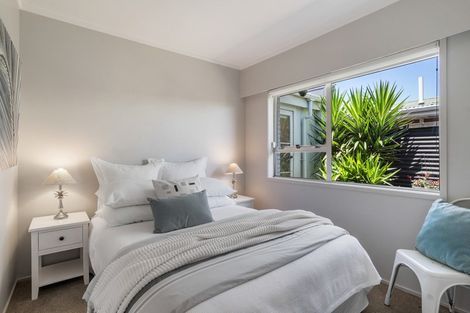 Photo of property in 16a Huapai Street, Onehunga, Auckland, 1061