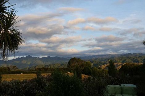 Photo of property in 143 Muhunoa Road East, Ohau, Levin, 5570