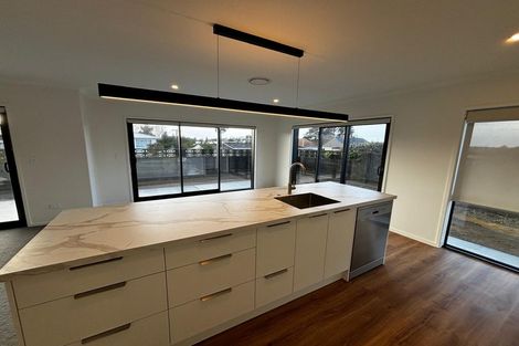 Photo of property in 12 Wilton Street, Westown, New Plymouth, 4310