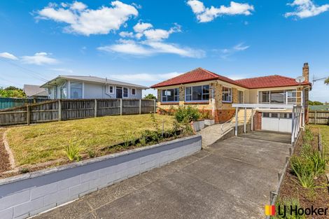 Photo of property in 61 Halver Road, Hillpark, Auckland, 2102