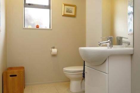 Photo of property in 2 Julies Way, Rangatira Park, Taupo, 3330