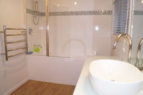 Photo of property in 2 Perry Street, Papanui, Christchurch, 8053