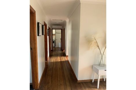 Photo of property in 21 Perrin Place, Kelvin Grove, Palmerston North, 4414