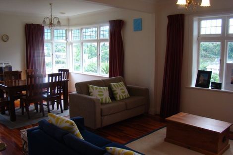 Photo of property in 28 Saint Michaels Crescent, Kelburn, Wellington, 6012