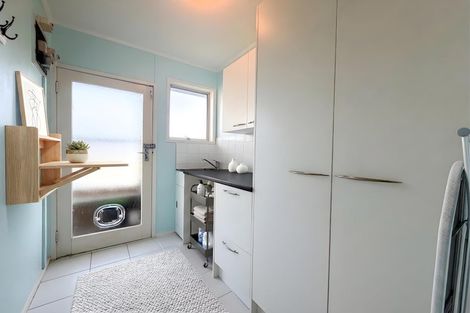 Photo of property in 32 Terra Nova Street, Glen Eden, Auckland, 0602