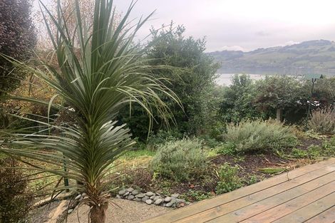 Photo of property in 20 Athol Place, Ravensbourne, Dunedin, 9022