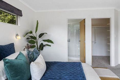 Photo of property in 17d Kinross Drive, Merrilands, New Plymouth, 4312