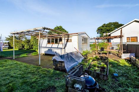 Photo of property in 64 Puriri Street, Hawera, 4610