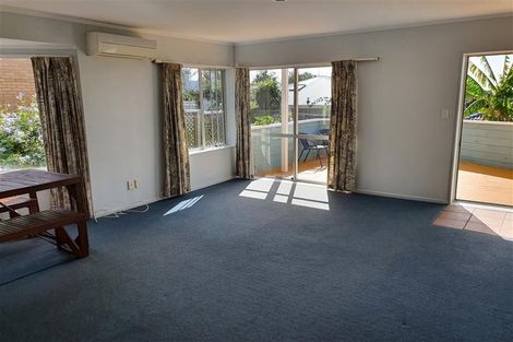 Photo of property in 2/7 Keystone Avenue, Mount Roskill, Auckland, 1041