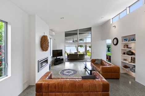 Photo of property in 33 Waimarie Road, Whenuapai, Auckland, 0618