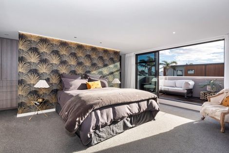 Photo of property in 165b Oceanbeach Road, Mount Maunganui, 3116