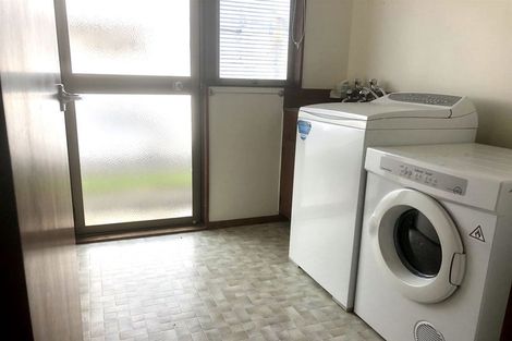 Photo of property in 29 Ruataniwha Street, Waipawa, 4210