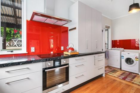 Photo of property in 166 Cleveland Terrace, Maitai, Nelson, 7010