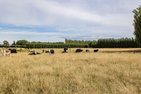 Photo of property in 10 Jelfs Road, Woodend Beach, Woodend, 7691